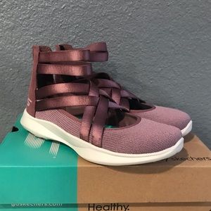 skechers serene dream